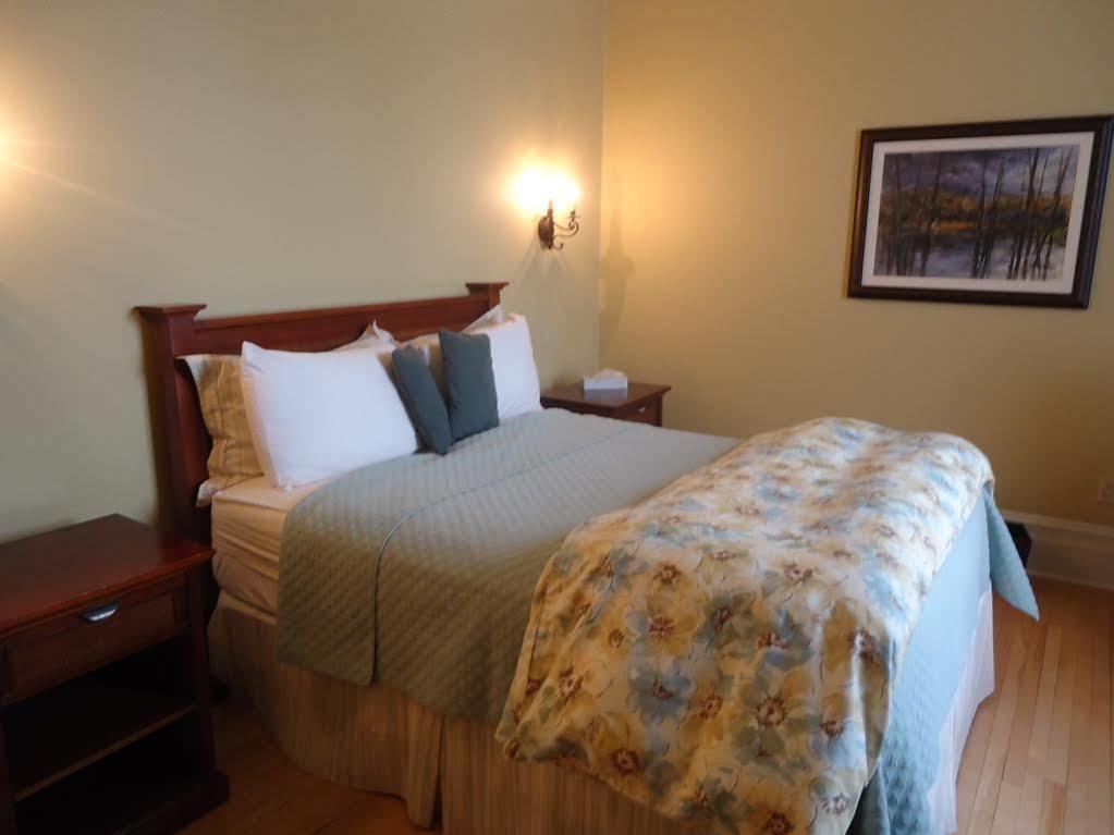 Maison Tait House Hotel Shediac Eksteriør billede